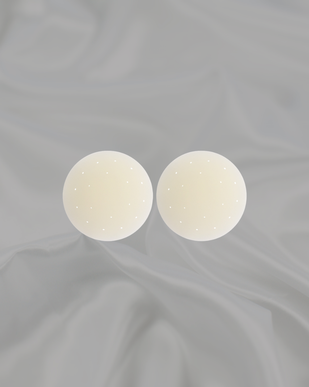 Close-up of Seamless Petal Covers – Soft Ivory showcasing ultra-soft silicone and seamless invisible coverage.